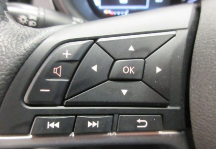 Image for used 2023 NISSAN KICKS 14