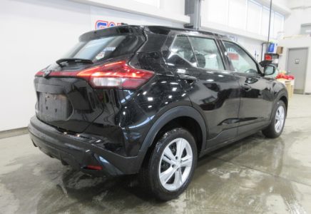 Image for used 2023 NISSAN KICKS 7