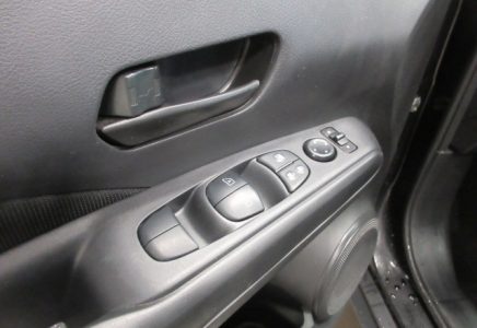 Image for used 2023 NISSAN KICKS 11