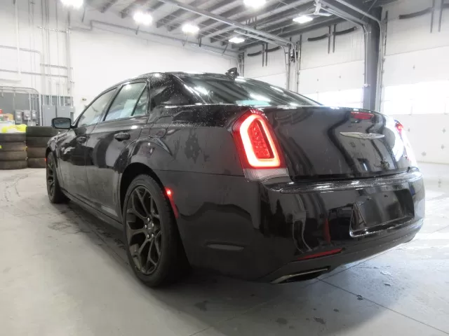 2020 CHRYSLER 300 S