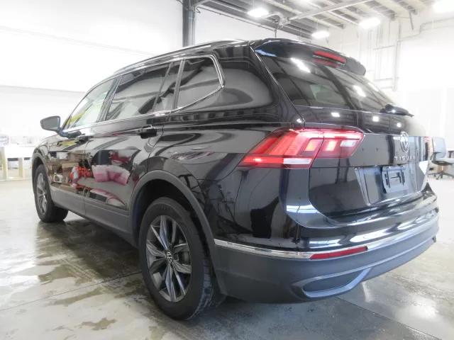 2022 VOLKSWAGEN TIGUAN