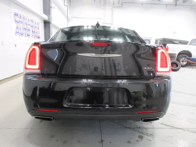 2020 CHRYSLER 300 S