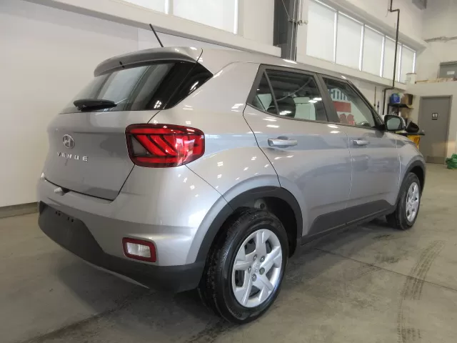 2023 HYUNDAI VENUE