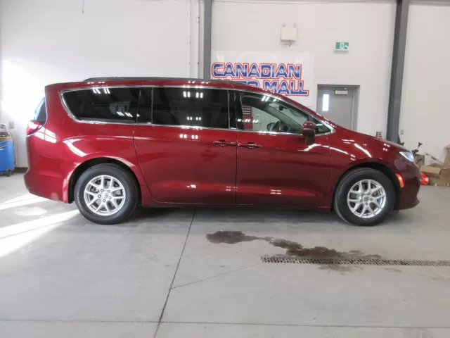 2022 CHRYSLER PACIFICA