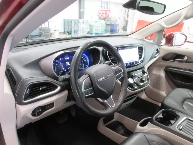 2022 CHRYSLER PACIFICA