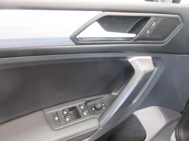 2024 VOLKSWAGEN TIGUAN TRENDLINE