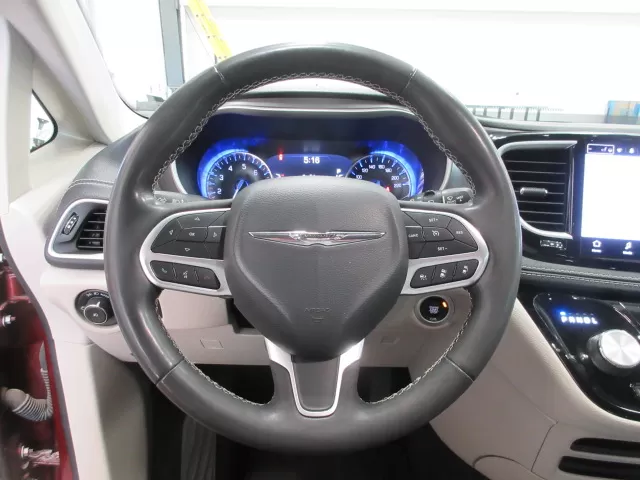 2022 CHRYSLER PACIFICA