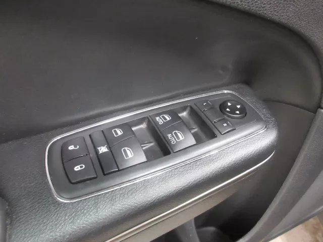 2020 CHRYSLER 300 S
