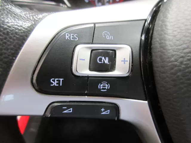 2020 VOLKSWAGEN JETTA COMFORTLINE