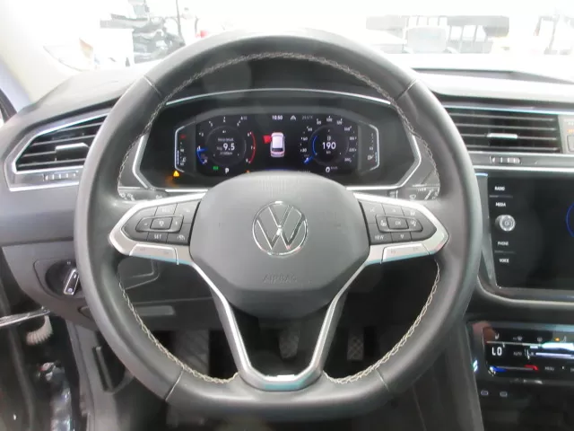 2022 VOLKSWAGEN TIGUAN
