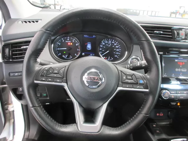 2023 NISSAN QASHQAI SV