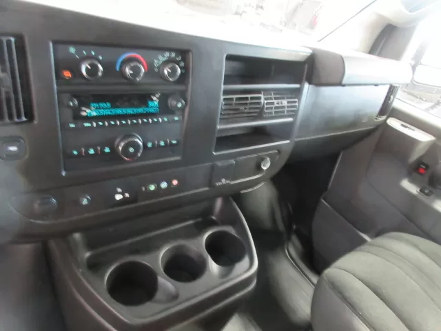 2023 GMC SAVANA CARGO VAN