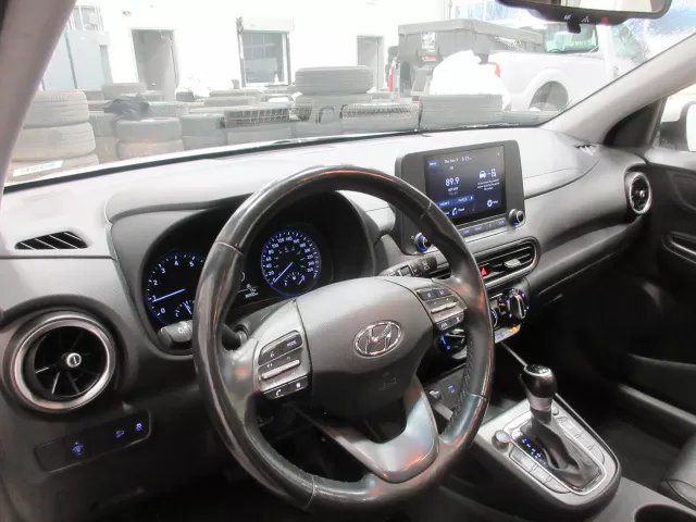 2022 HYUNDAI KONA