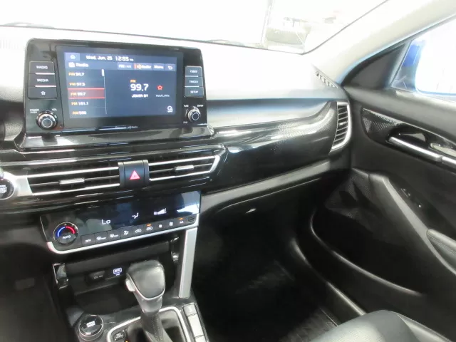 2021 KIA SELTOS EX
