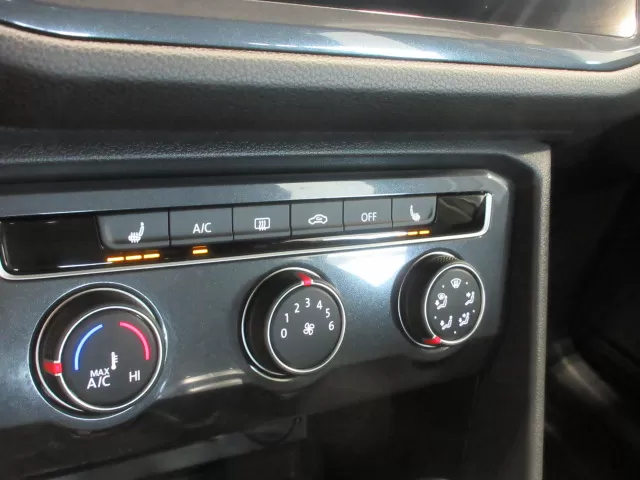 2024 VOLKSWAGEN TIGUAN TRENDLINE