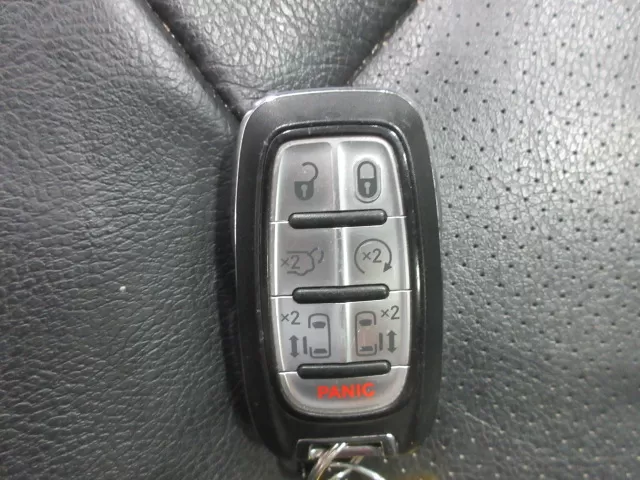 2022 CHRYSLER PACIFICA