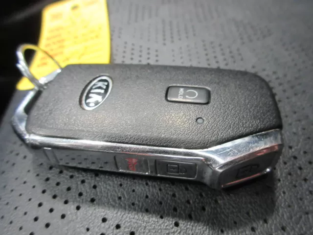 2021 KIA SELTOS EX