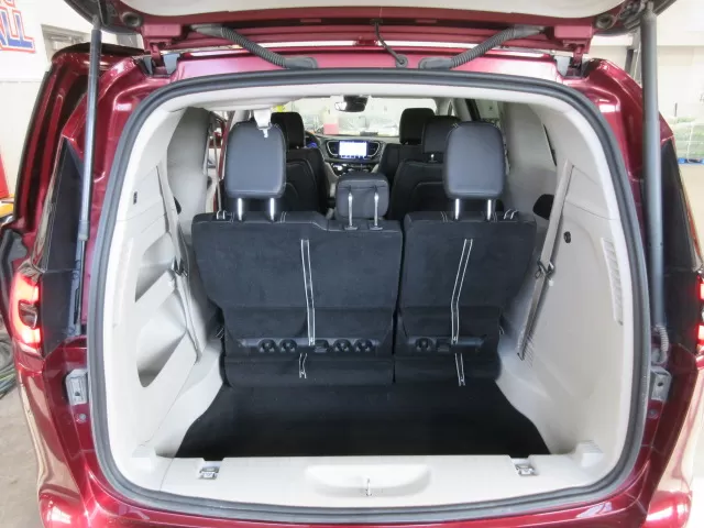 2022 CHRYSLER PACIFICA