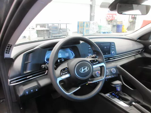 2025 Hyundai Elantra