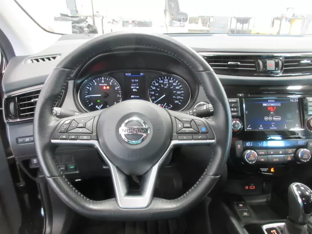 2023 NISSAN QASHQAI SV