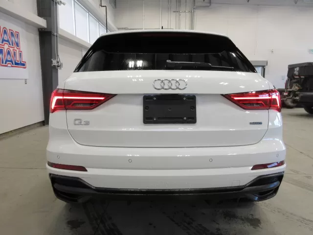 2021 AUDI Q3