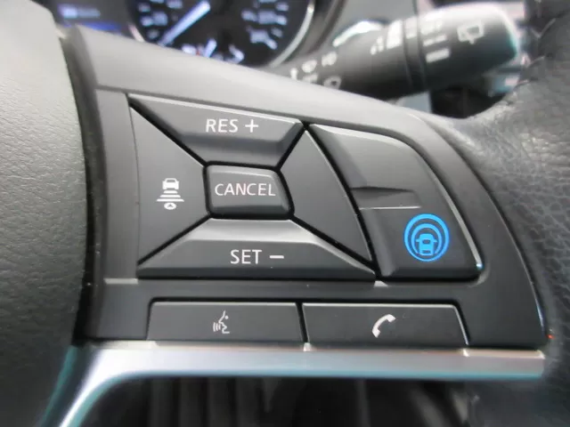 2023 NISSAN QASHQAI SV