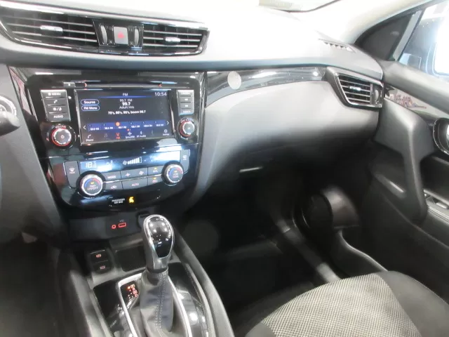 2022 NISSAN QASHQAI SV