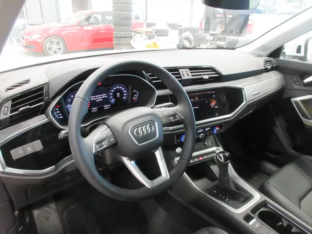2021 AUDI Q3