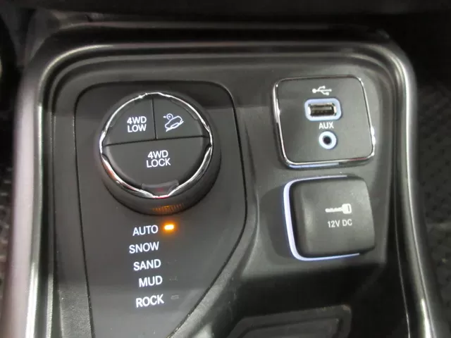 2018 JEEP COMPASS TRAILHAWK