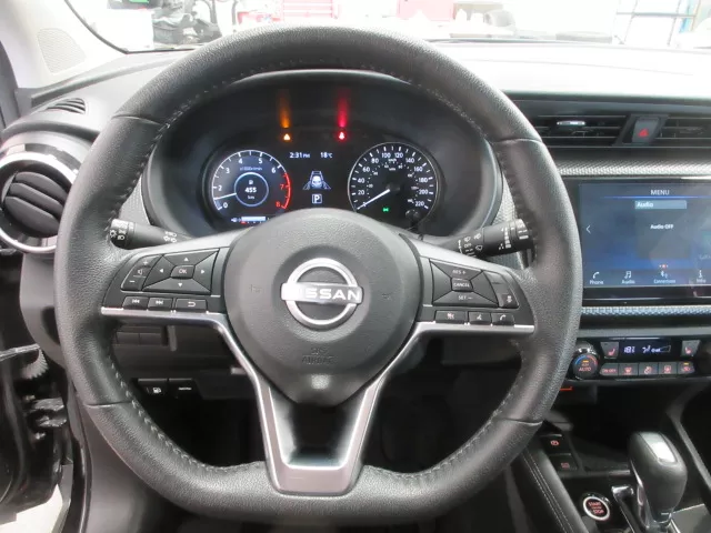 2024 NISSAN KICKS SV