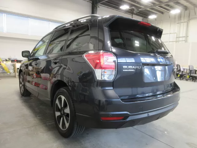 2022 SUBARU FORESTER
