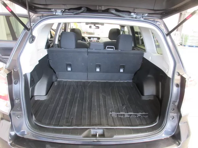 2017 SUBARU FORESTER