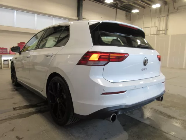 2024 VOLKSWAGEN GOLF GTI