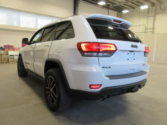 2017 GRAND CHEROKEE TRAILHAWK