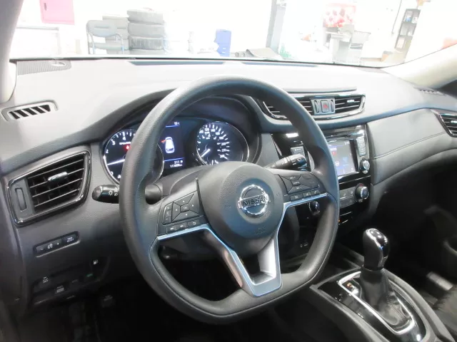 2018 NISSAN ROGUE