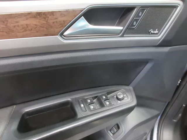 2019 VOLKSWAGEN ATLAS EXECLINE