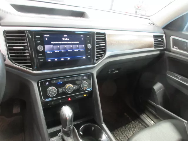 2019 VOLKSWAGEN ATLAS EXECLINE