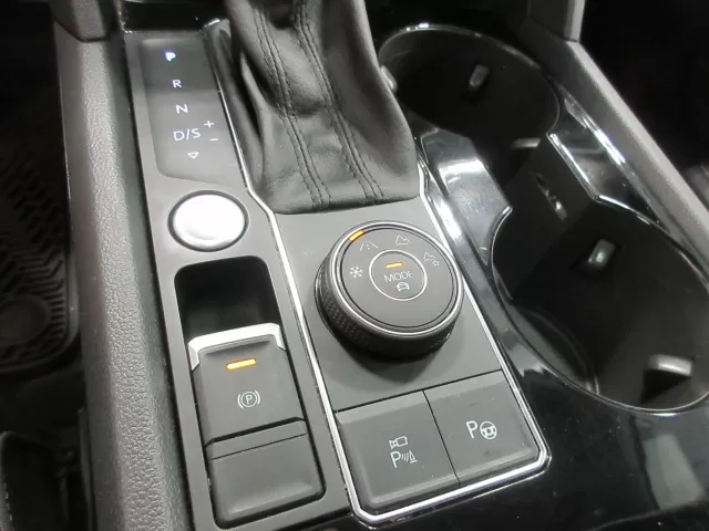 2019 VOLKSWAGEN ATLAS EXECLINE