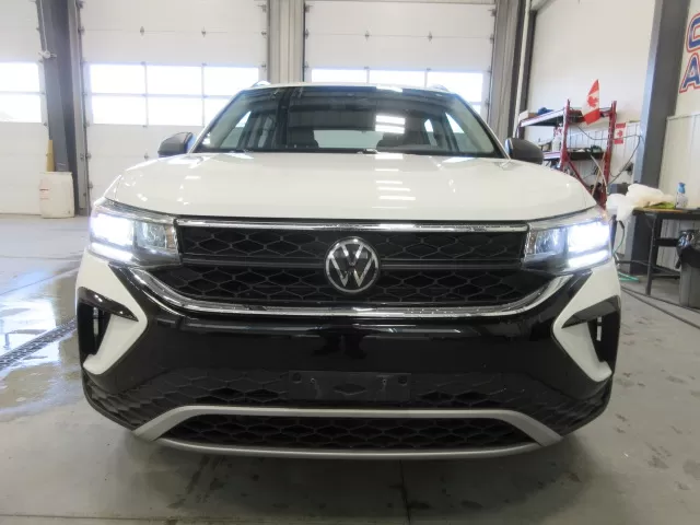 2023 VOLKSWAGEN TAOS
