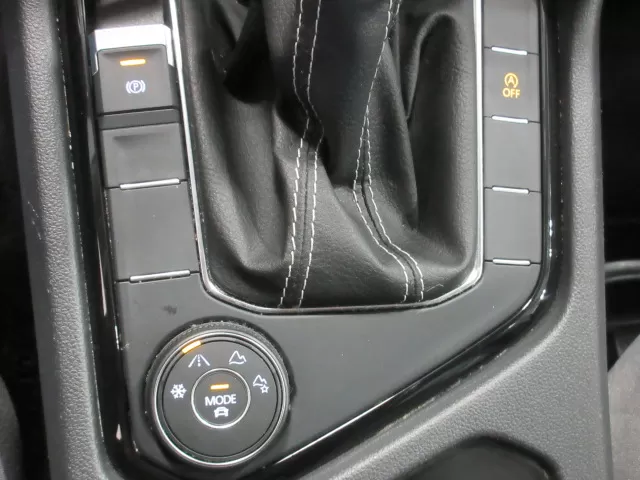 2023 VOLKSWAGEN TAOS