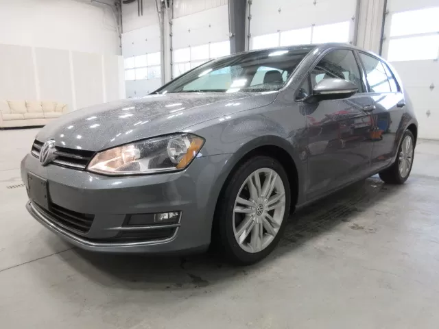 2016 VOLKSWAGEN GOLF