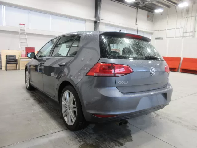 2016 VOLKSWAGEN GOLF