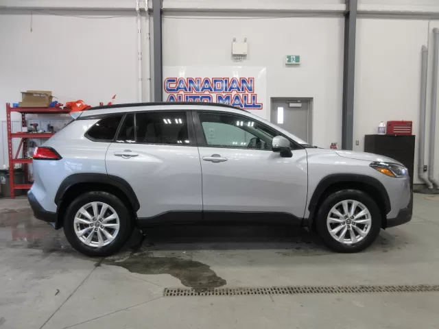 2022 TOYOTA COROLLA CROSS