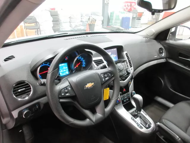 2016 CHEVROLET CRUZE