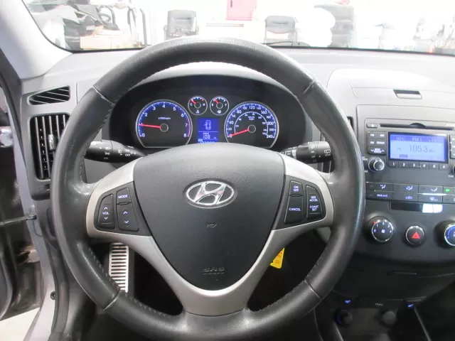 2011 HYUNDAI ELANTRA TOURING