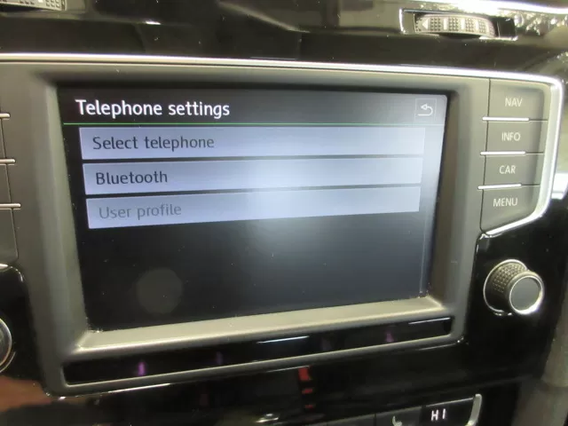 2016 VOLKSWAGEN GOLF