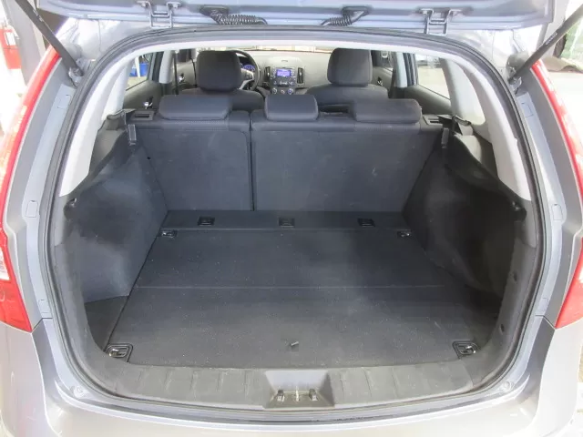 2011 HYUNDAI ELANTRA TOURING