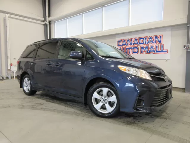 2019 TOYOTA SIENNA