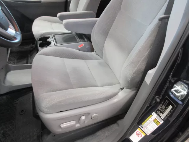 2019 TOYOTA SIENNA