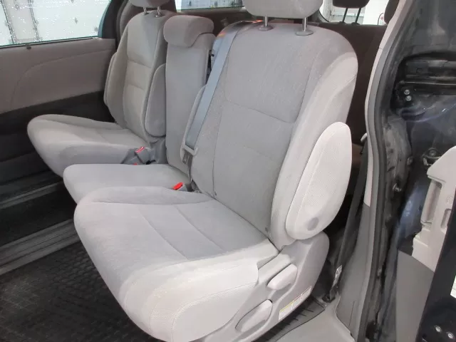2019 TOYOTA SIENNA